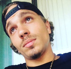 Meet your Posher, Pj